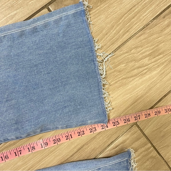 Paige Genevieve Sky Touch Distressed  - Size 26 - NWOT - Raw Hem RN#27002 - Picture 9 of 12